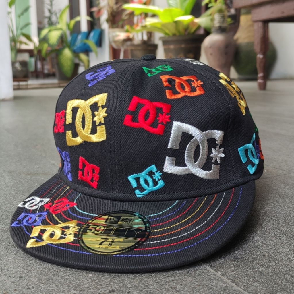Topi Snapback new era 59fifty x DC shoes x MLB colorful logo cap big size built up used good conditi