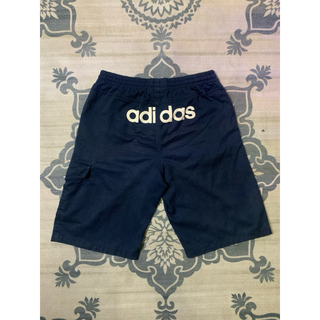 celana pendek adidas