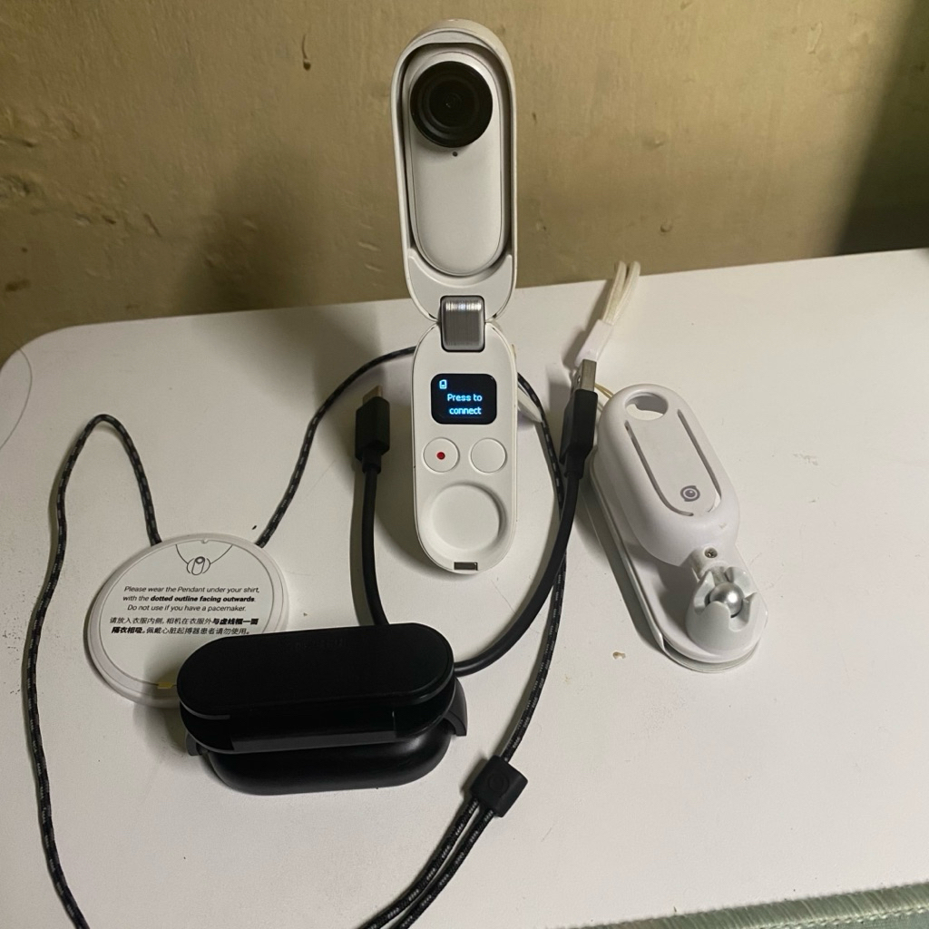 INSTA360 GO 2 ACTION 32 GB CAM CAM SPORT NORMAL CONDITION (SECOND)