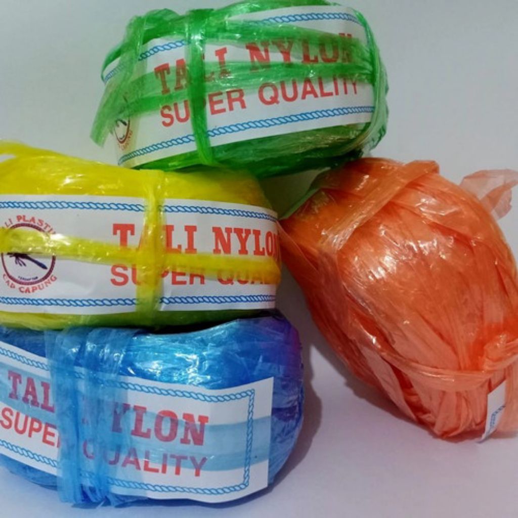 

tali plastik cap capung 400grm