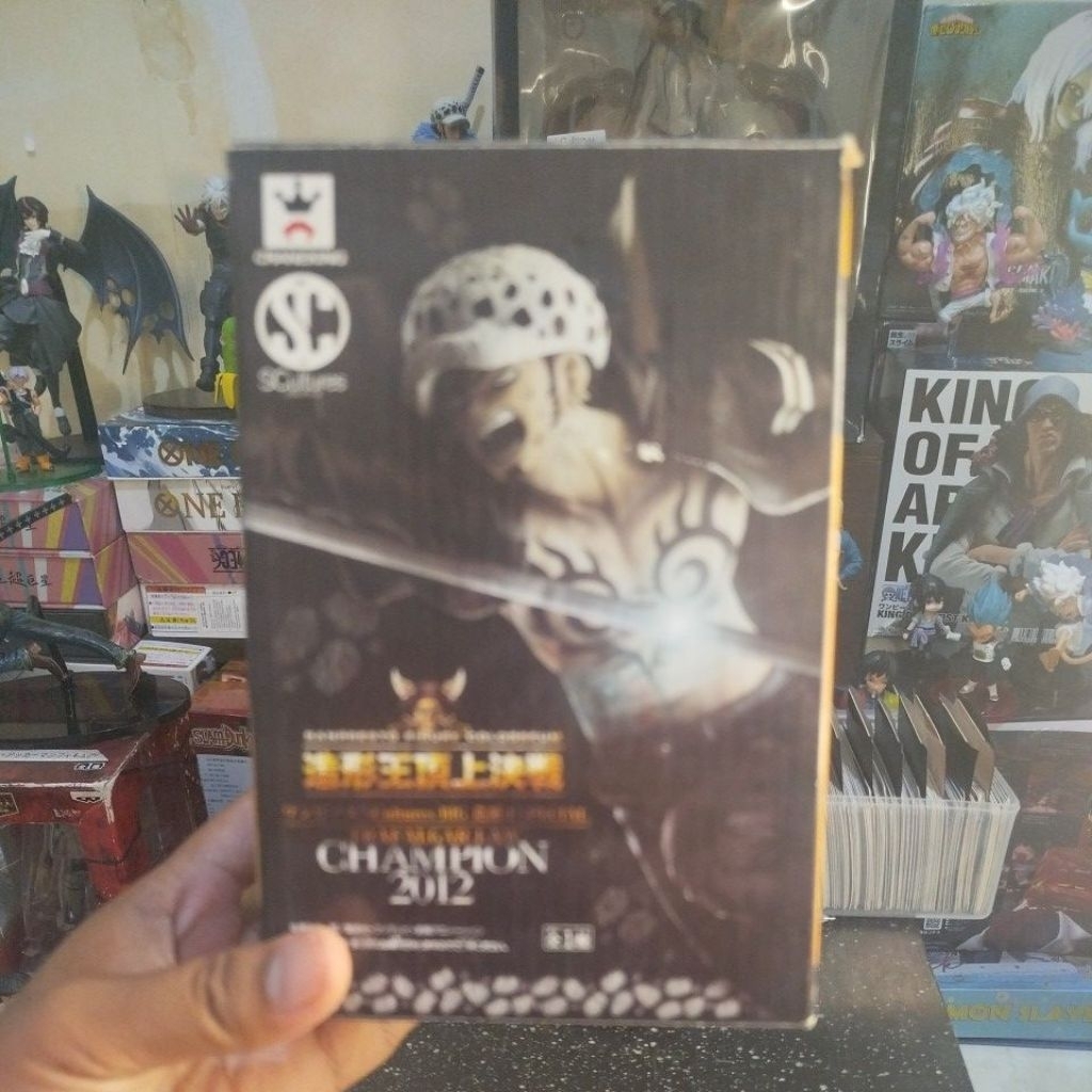 BANPRESTO FIGURE COLOSSEUM CHAMPION ONE PIECE PIRATES OF HEART TRAFALGAR LAW