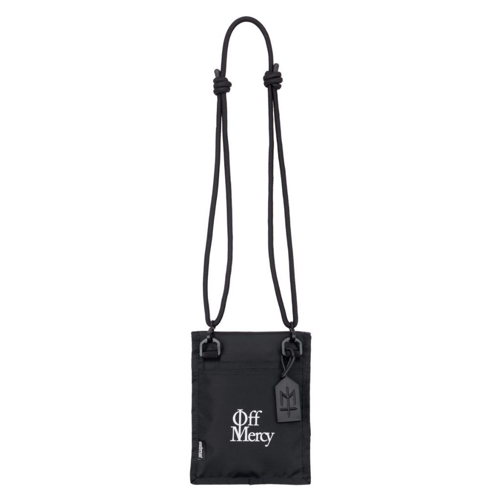 MATERNAL DISASTER - CARTAL SLING BAG