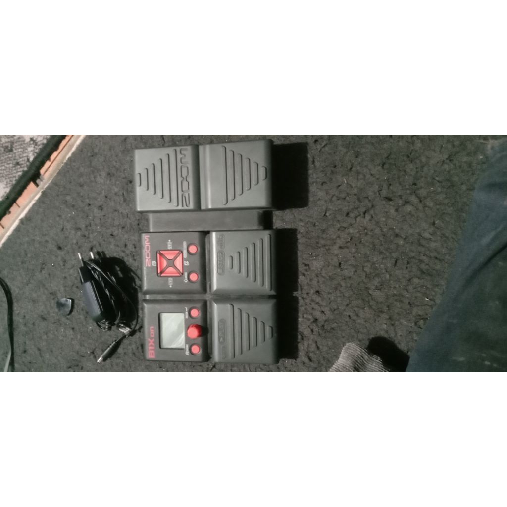 Zoom B1Xon efek bass gitar zoom original