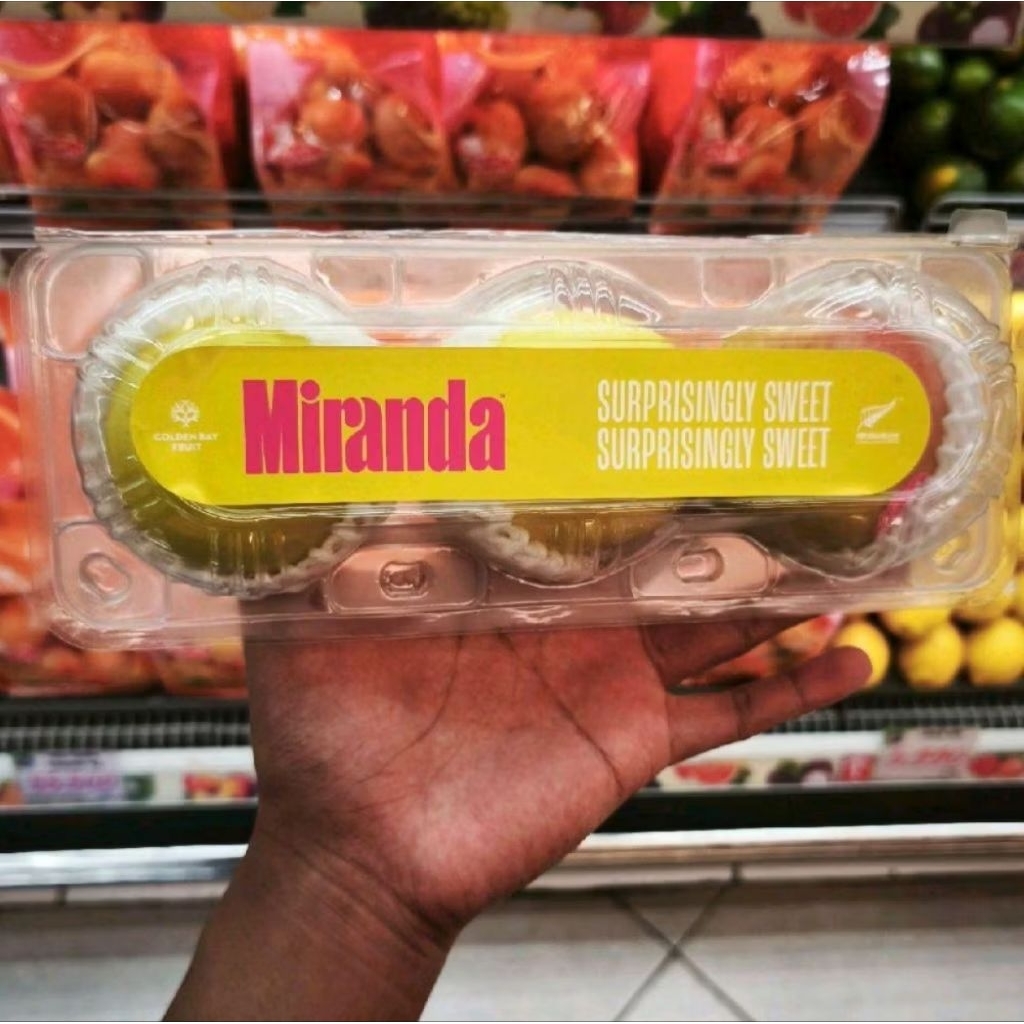 

Buah apel miranda manis banyak air gift pack isi 3 pcs