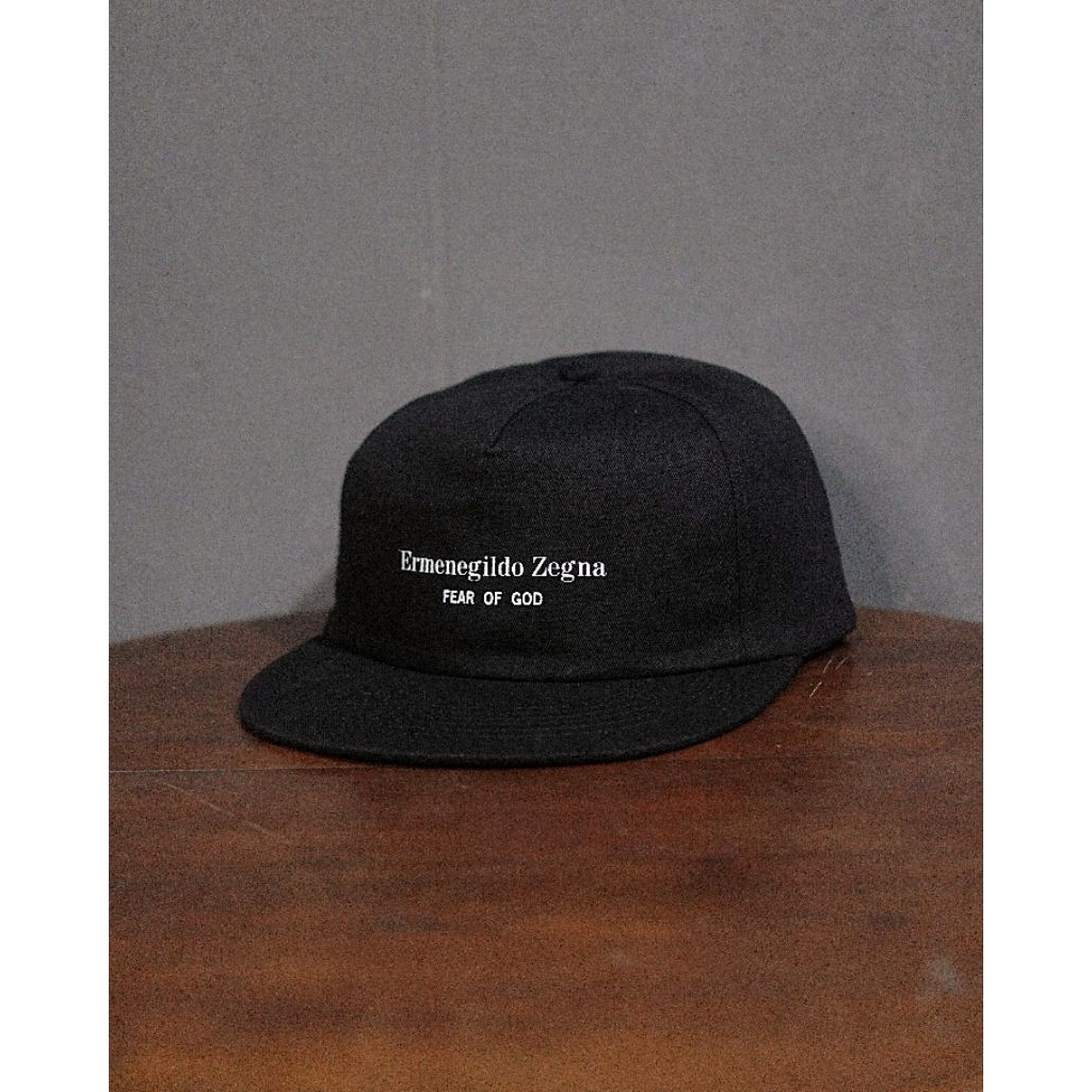 Topi Snapback 6 Panel Skena Kalcer Hitam | FOG FEAR OF GOD x ERMENEGILDO ZEGNA