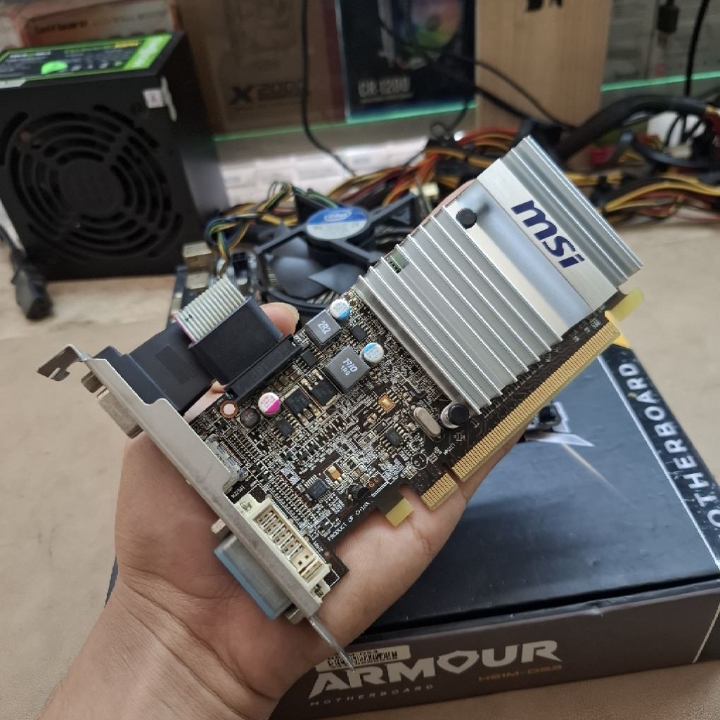 VGA MSI AMD RADEON HD5450 1GB GDDR3 Like New