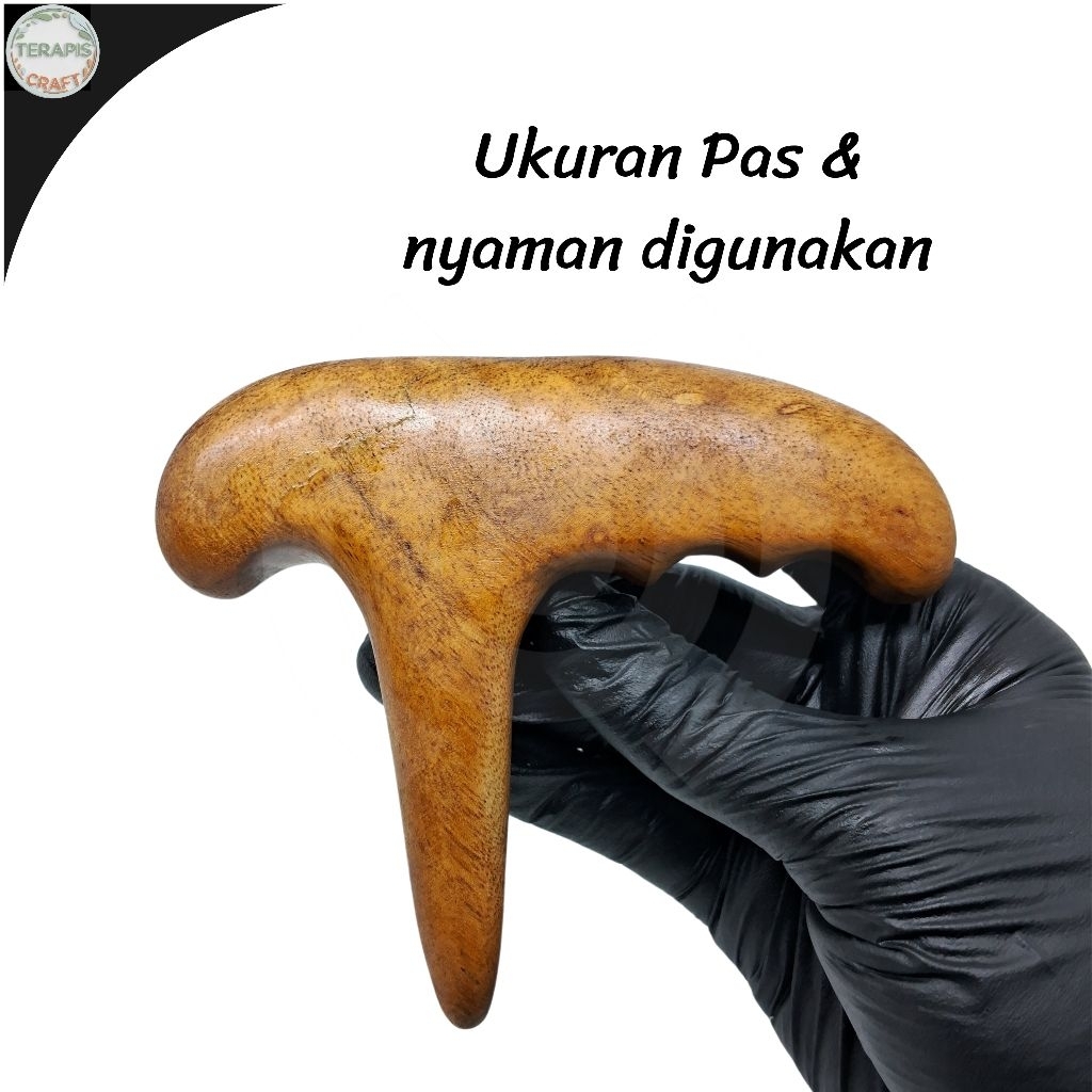 Alat Terapi Pijat Refleksi Dan totok punggung model mancung dari kayu bidara.