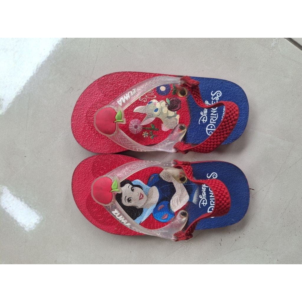 sandal anak zuma