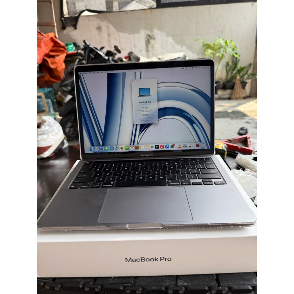 Macbook Pro 13 inch M1