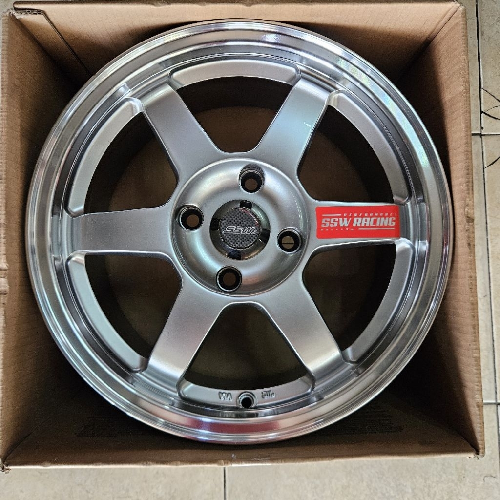 VELG MOBIL ORIGINAL SSW S202 ( TE37 ) R16x7 4H 114,3 ET 38 HYPER SILVER LIP POLISH HSLP - AVANZA XEN