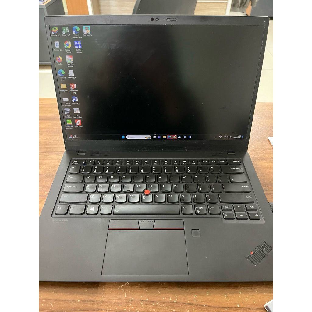 Laptop Thinkpad X1 Carbon Gen 10 i7 RAM 256GB