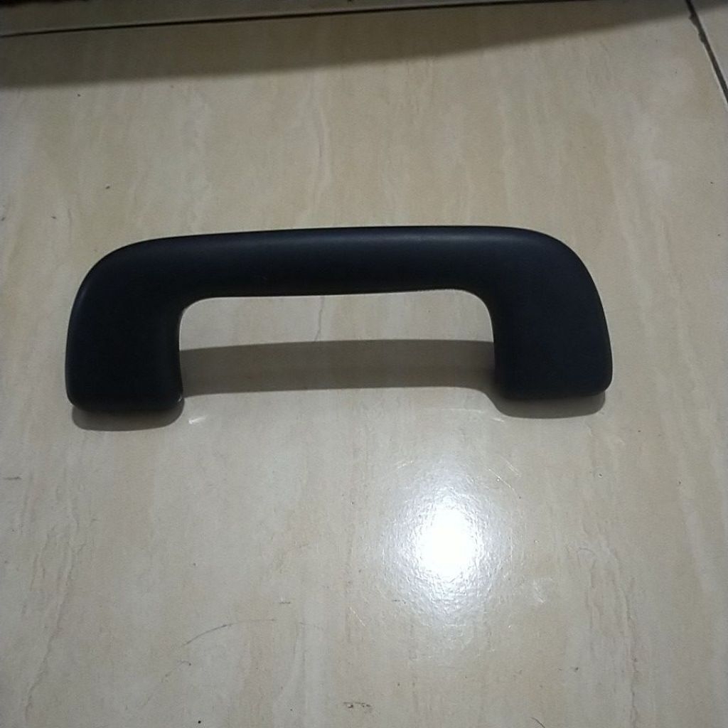 handgrip handle pegangan tangan Toyota Innova reborn Fortuner vrz Yaris vios wish limo original hita