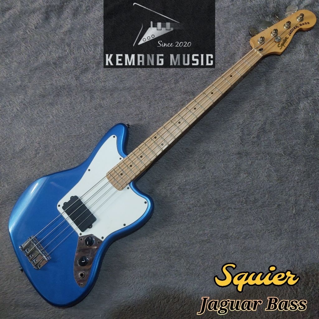 squier jaguar bass by fender