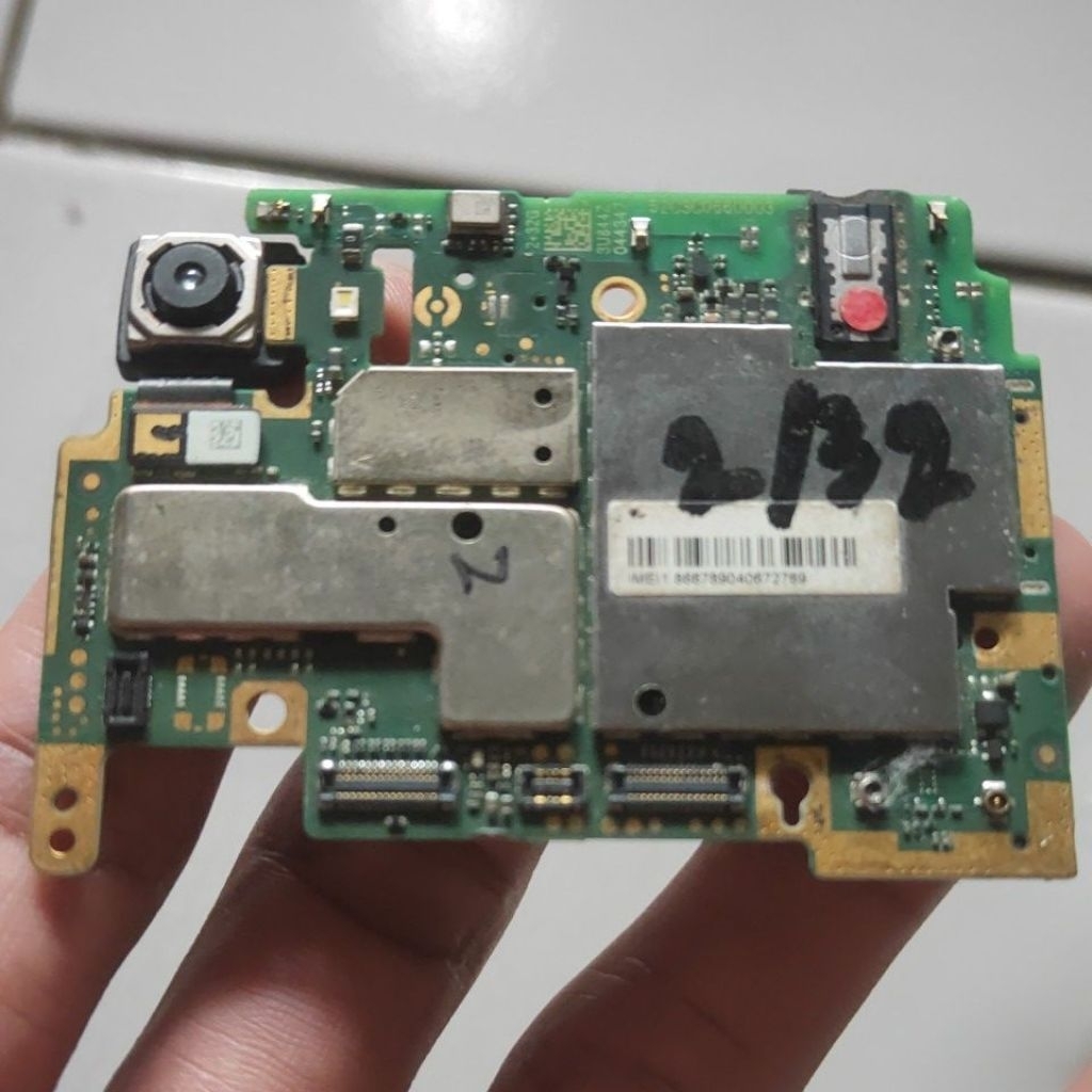 MESIN+KAMERA REDMI 6A SINGEL  SIM NORMAL TESTED GARANSI