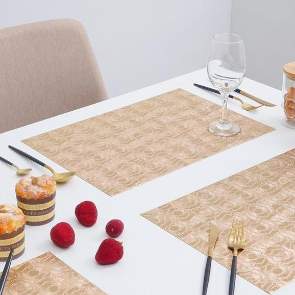 Appetite Set 4 Pcs Lacer Tatakan Piring Floral - Gold