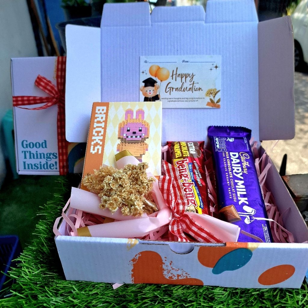 

Coklat Silverqueen Hadiah Giftbox Kado Untuk Ulang Tahun Wisuda Birthday