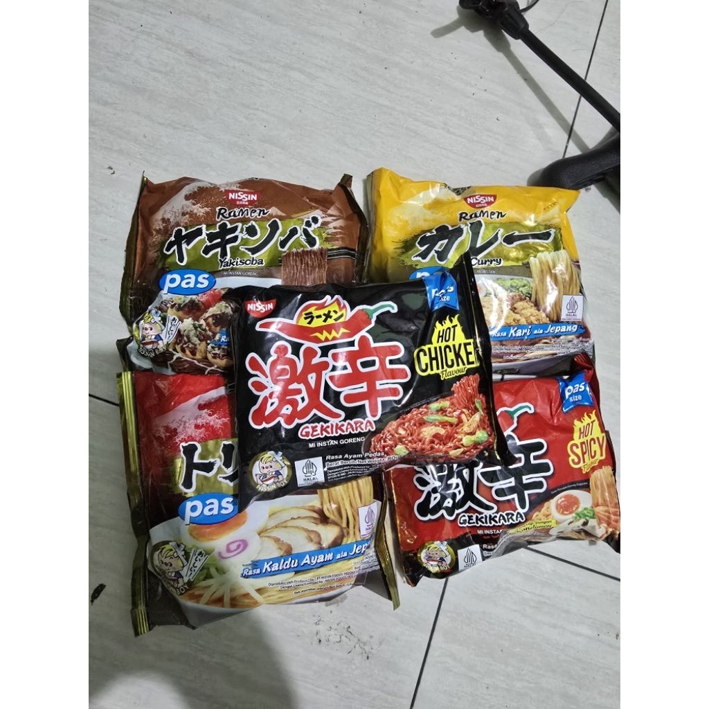 mie nissin/mie ramen gekikara ala jepang