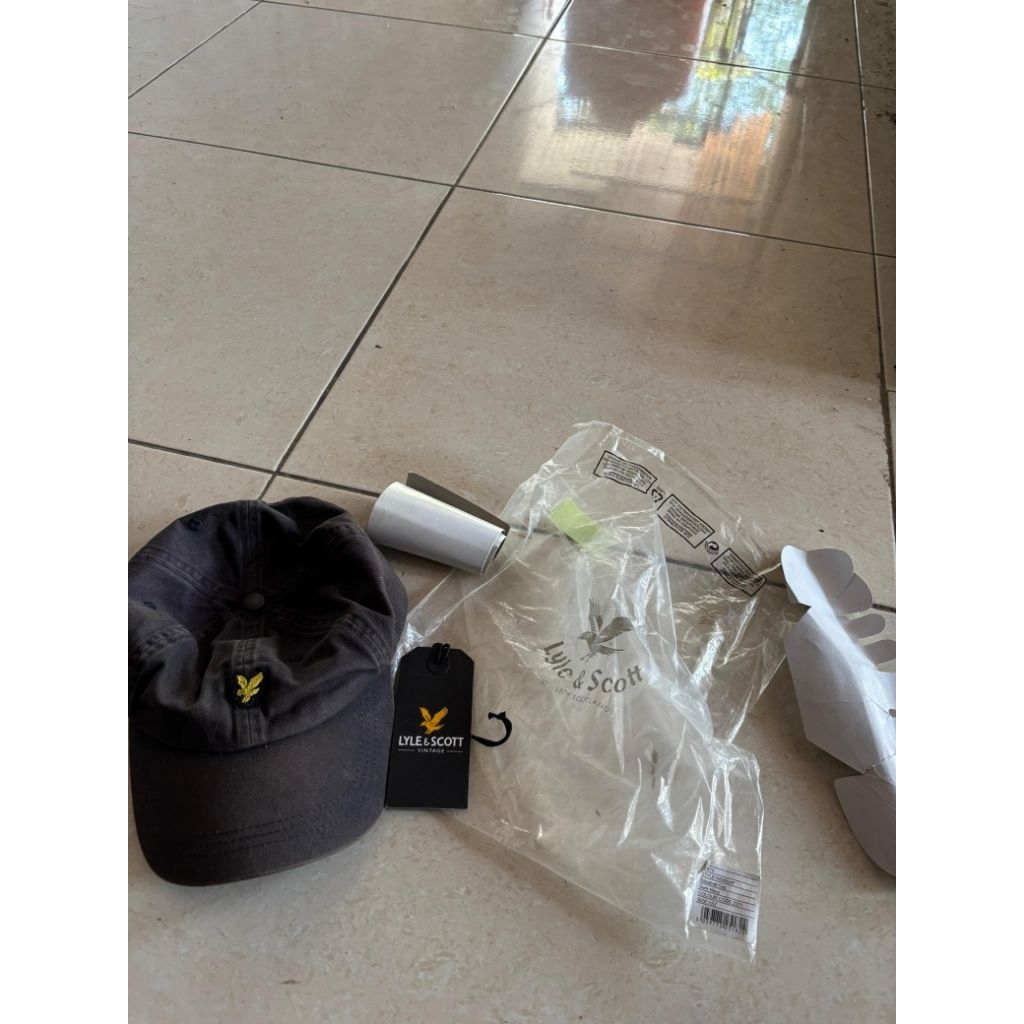 topi lyle scott navy