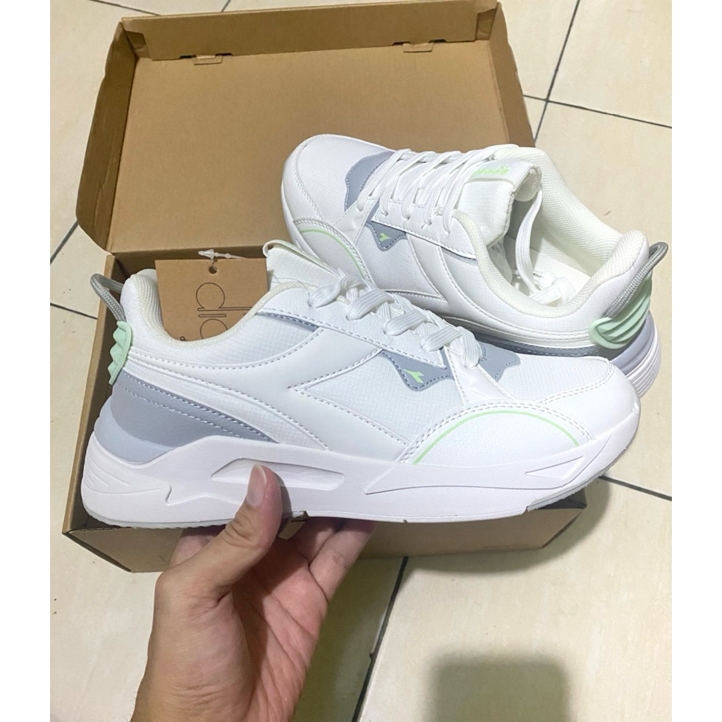 DIADORA WOMENS ORIGINAL