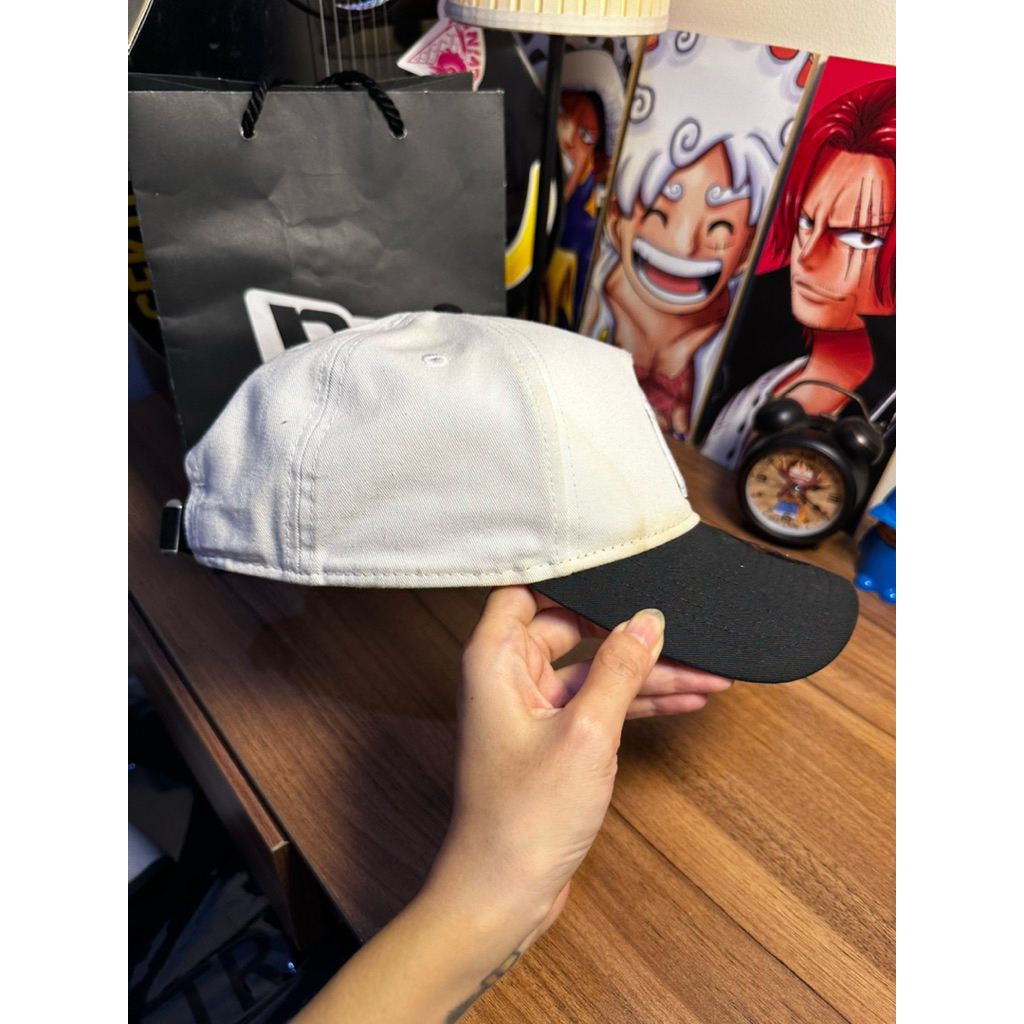 Topi New era cap new york hitam putih, topi new era bekas original 100% (prelove)