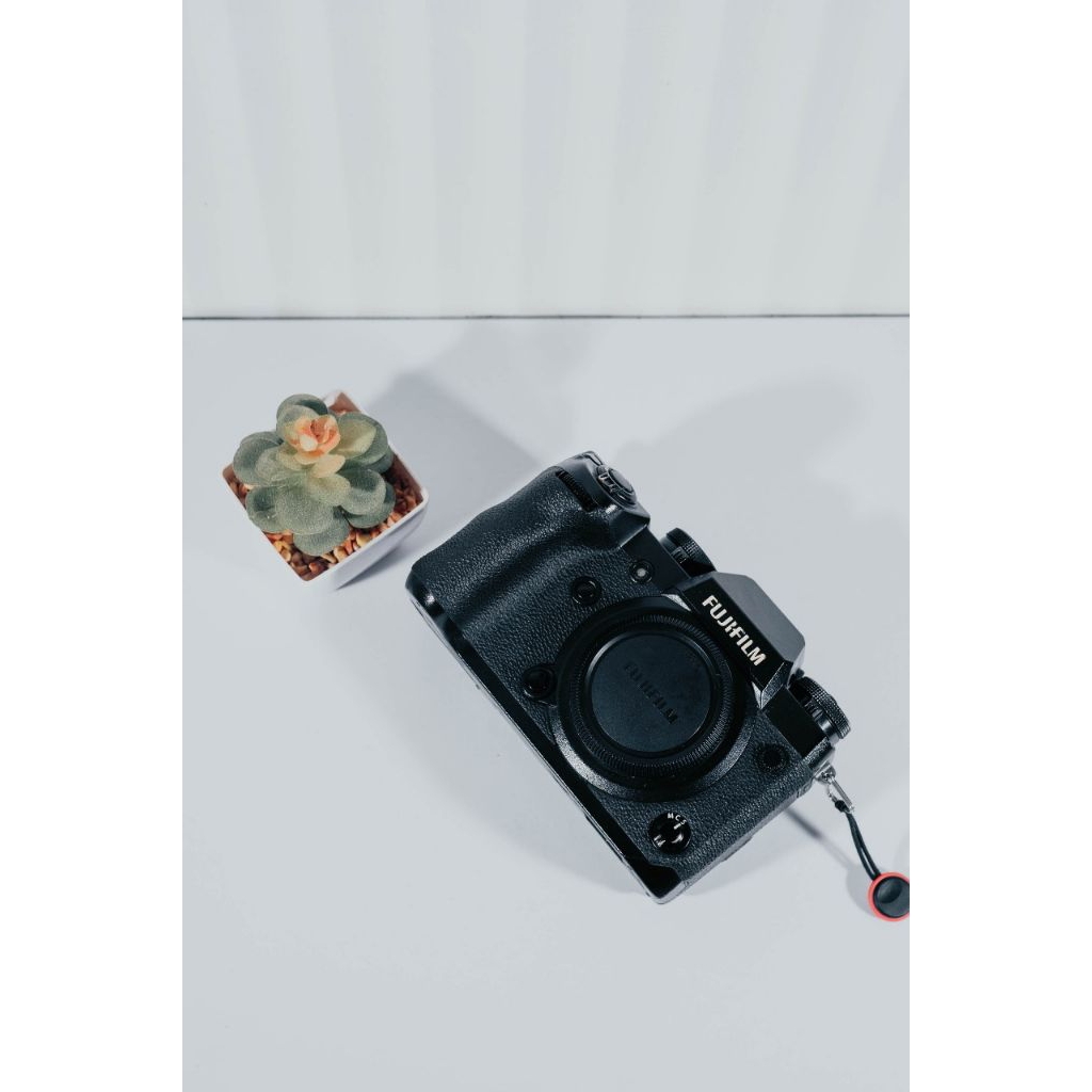 FUJIFILM XH-1 + VERTICAL POWER BATRAI VPB BUNDLING