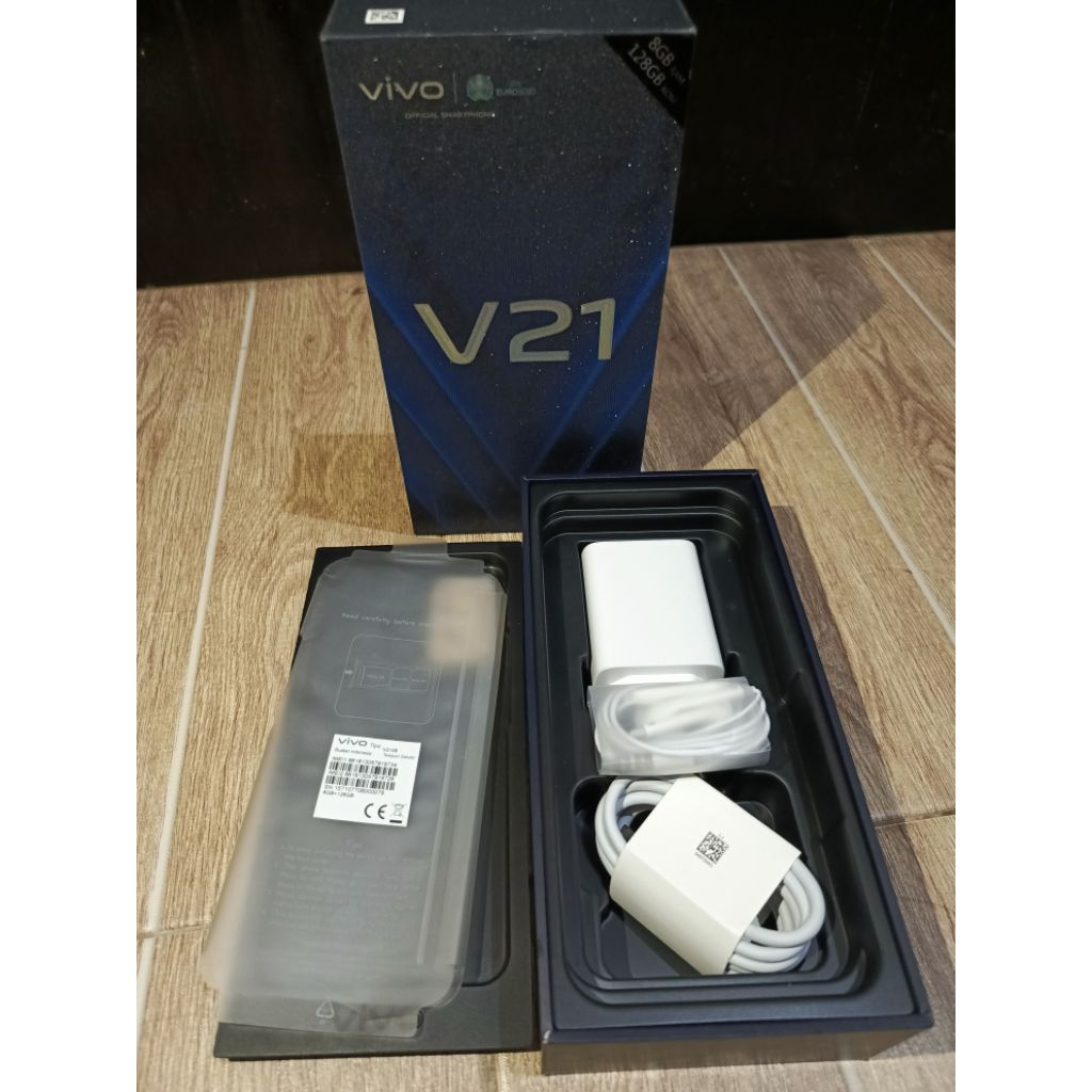 VIVO V21 hitam, RAM 8/128GB, FULLSET, MULUS