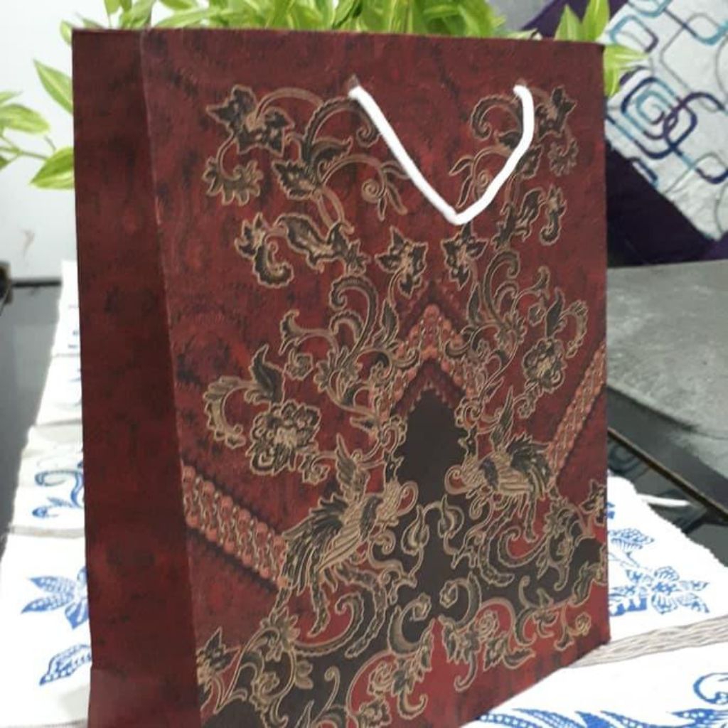 

papper bag batik merah 12 pcs