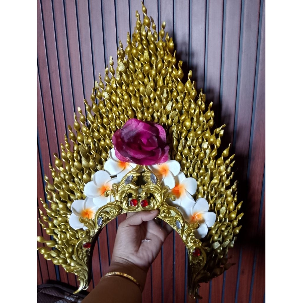 mahkota bali karnaval