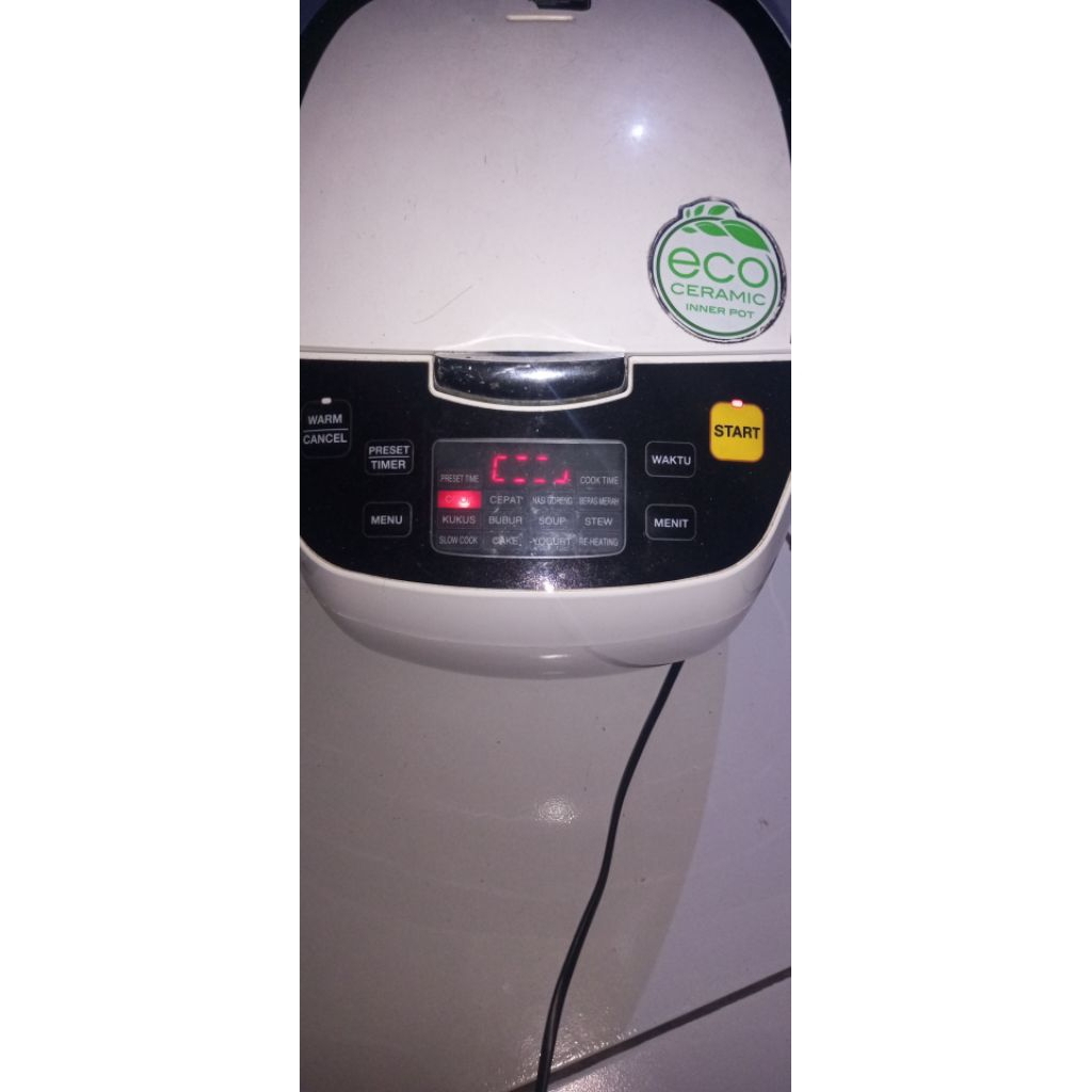 Rice Cooker Yong ma SMC 8017