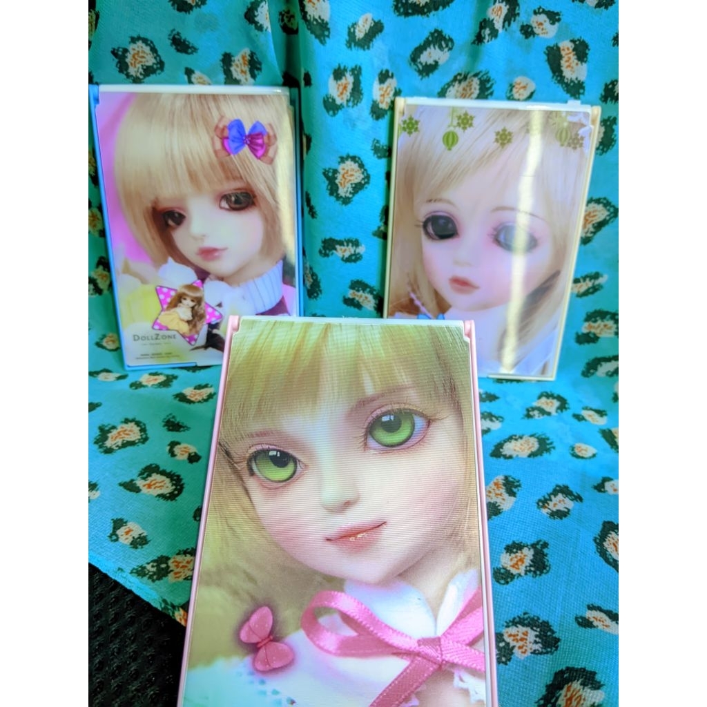 Cermin lipat + sisir 3D kecil/cermin karakter portable/cermin lucu