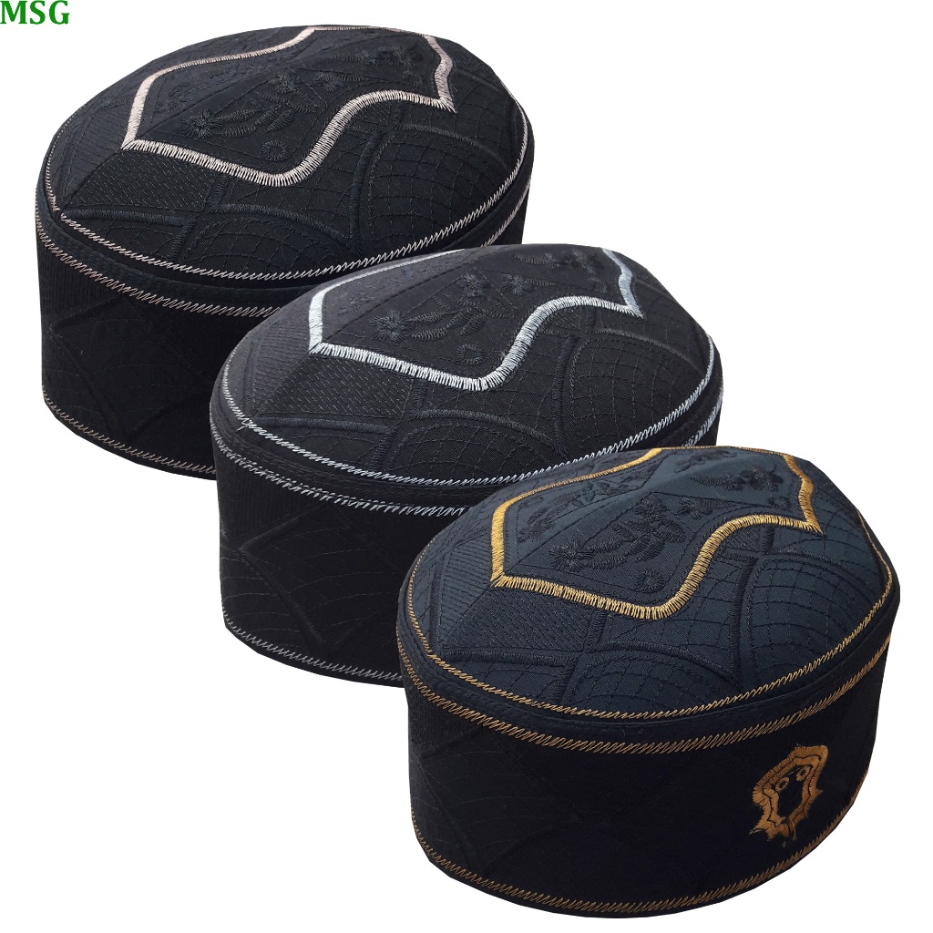 Peci Malaysia Dapak Spon Motif Terompah Warna Hitam