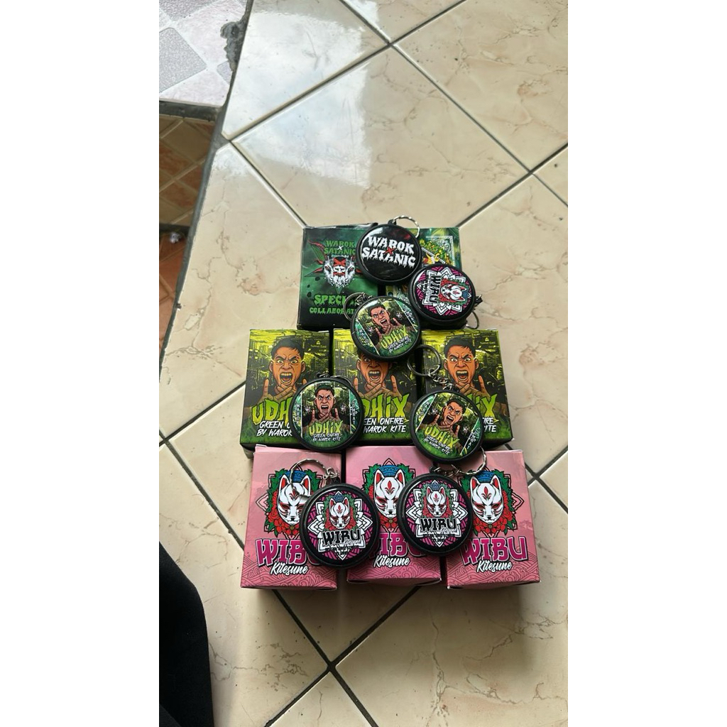 Gelasan Udhix Warokkite