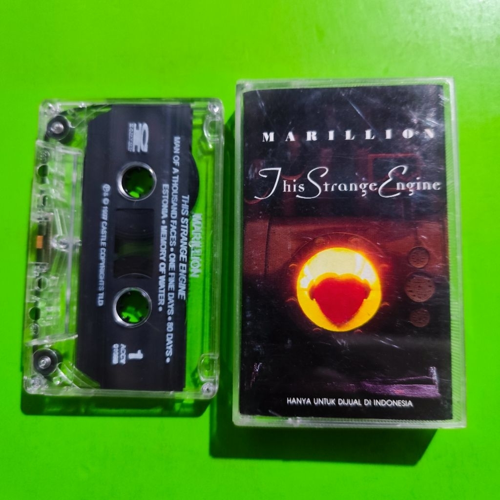 Kaset MARILLION This Strange Engine