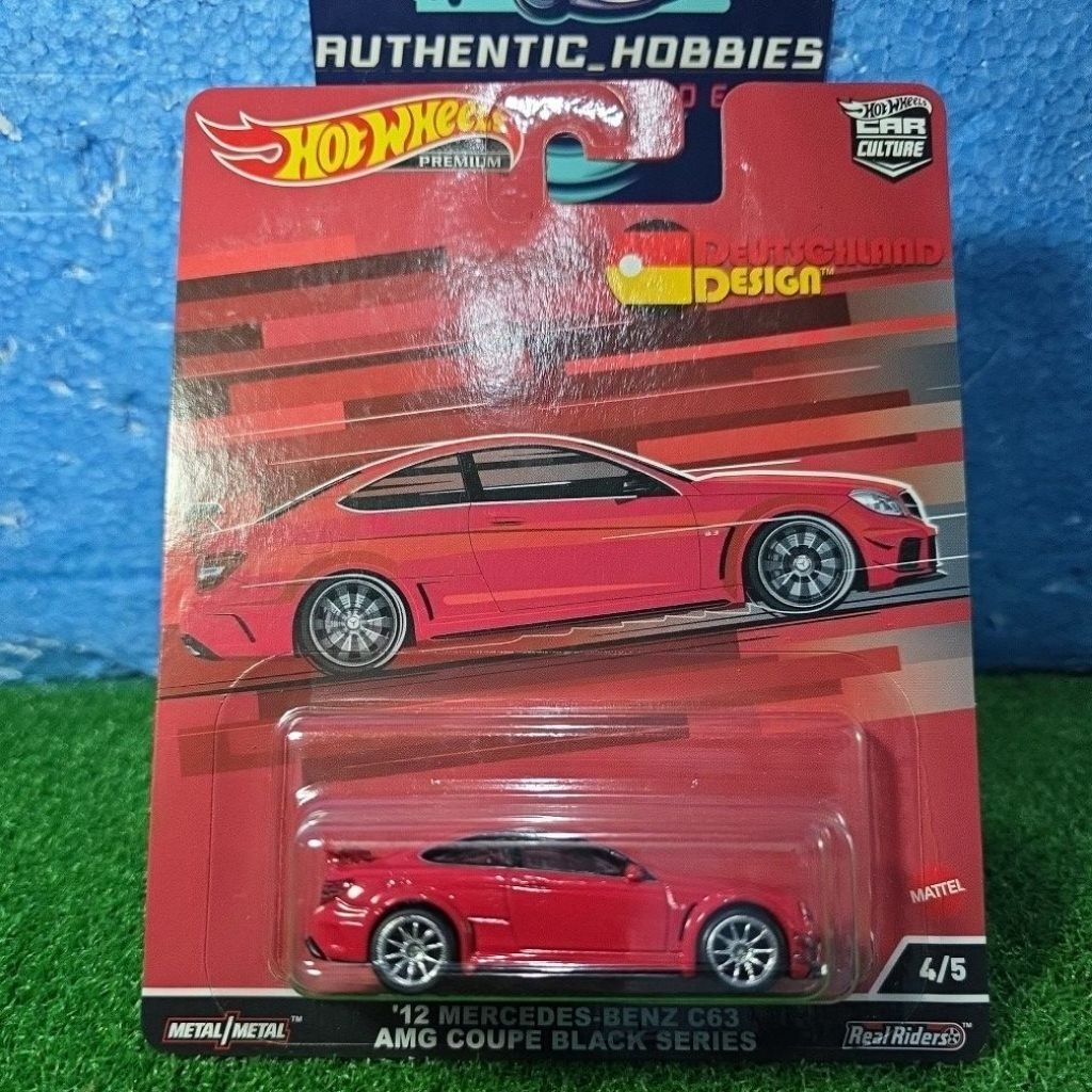 '12 Mercedes-Benz C63 AMG Coupe Black Series