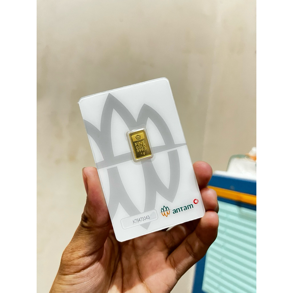 Emas antam 1 gram.