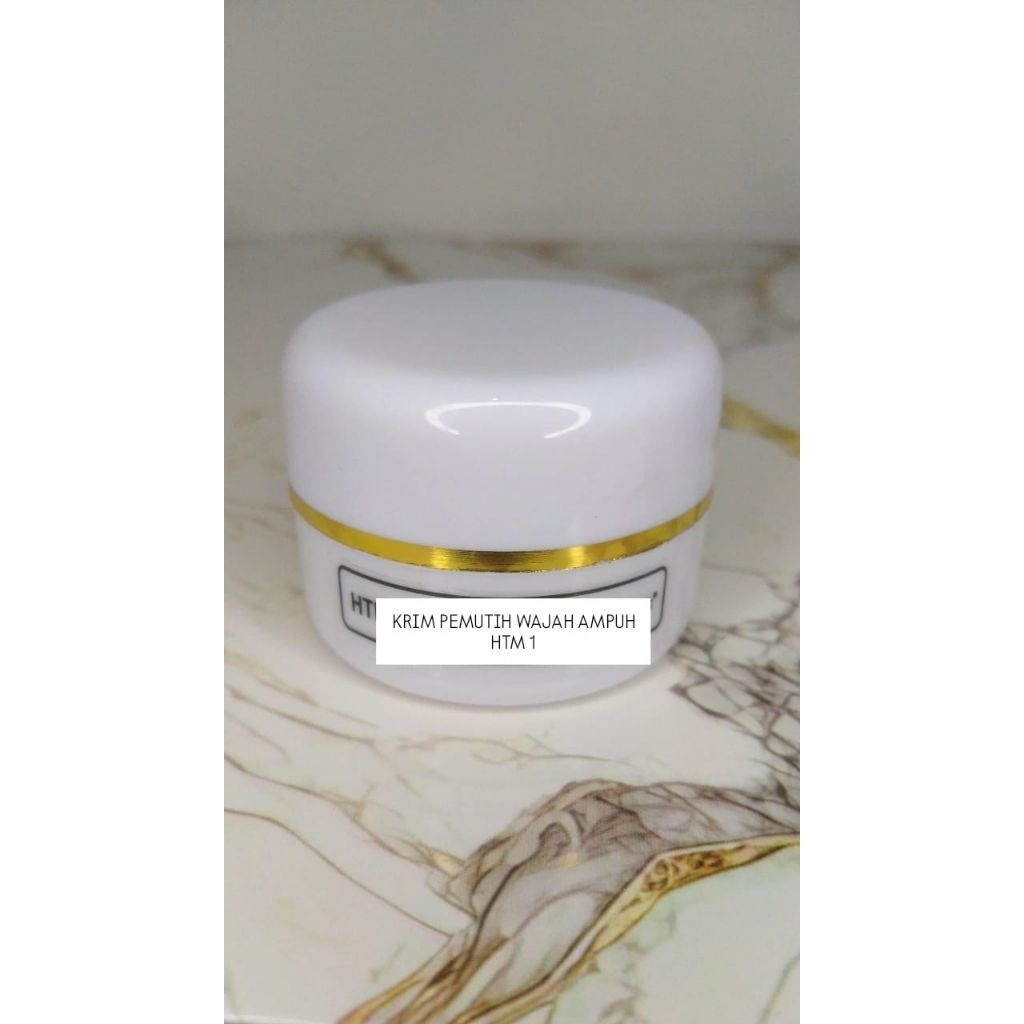 KRIM  PEMUTIH WAJAH 1/KRIM FLEK/CEPAT PUTIH AMPUH/PENGHILANG BEKAS JERAWAT