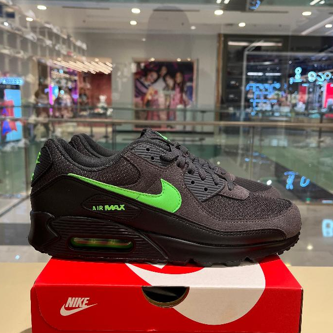 SEPATU NIKE AIR MAX 90 DM0029015