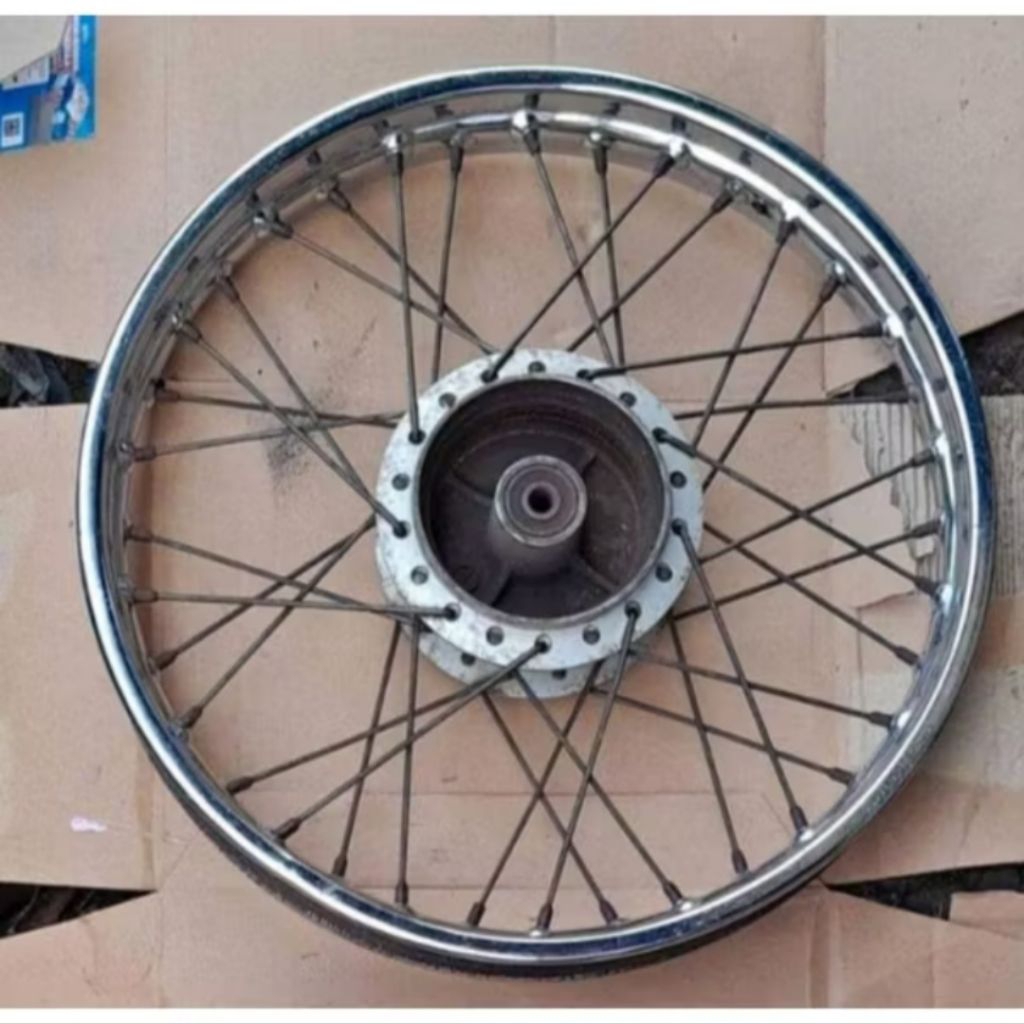 Velg pelek jari-jari roda belakang motor supra X 125 / karisma / supra fit new / revo absolut / hond
