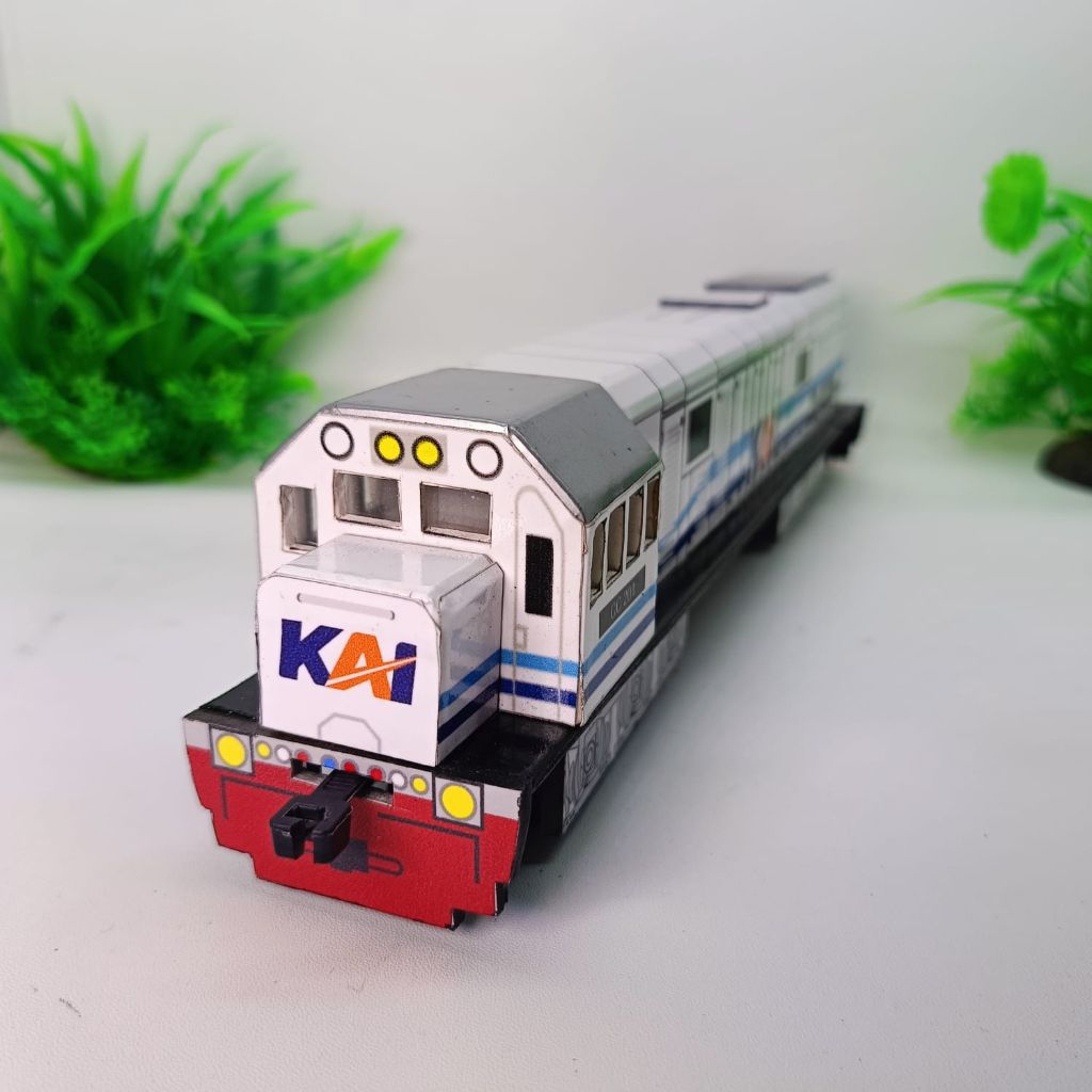 MINIATUR LOKOMOTIF CC 201 PUTIH BIRU