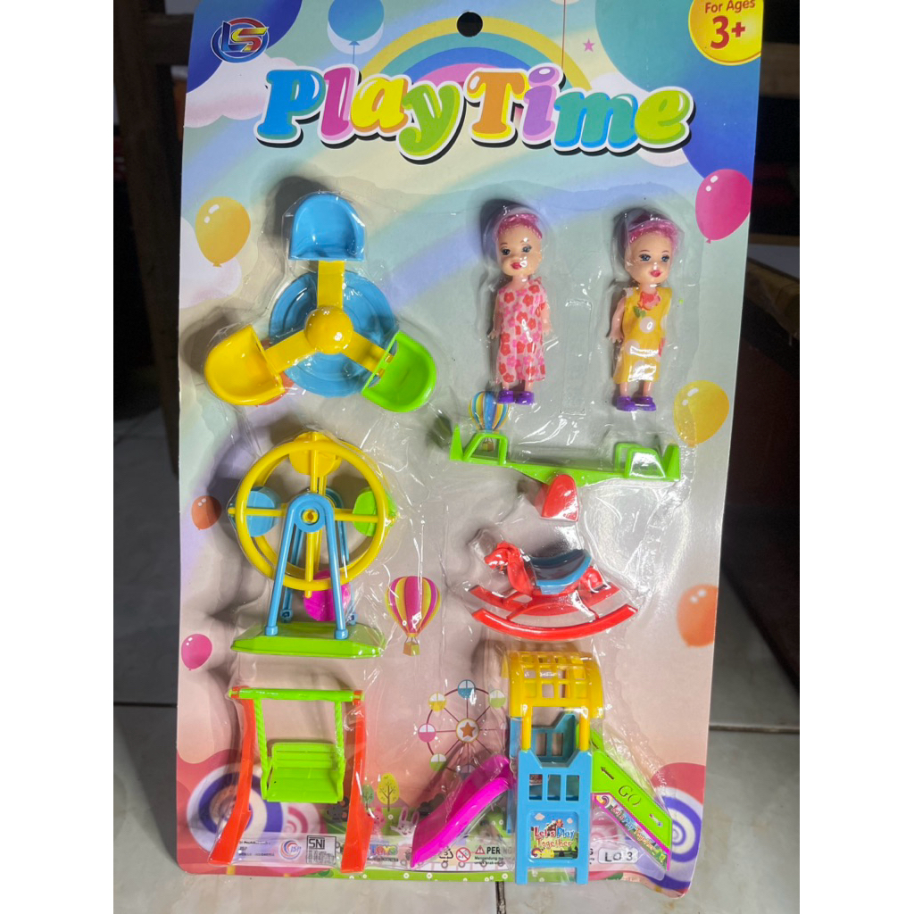 mainan anak play time dengan 2 Barbie kecil