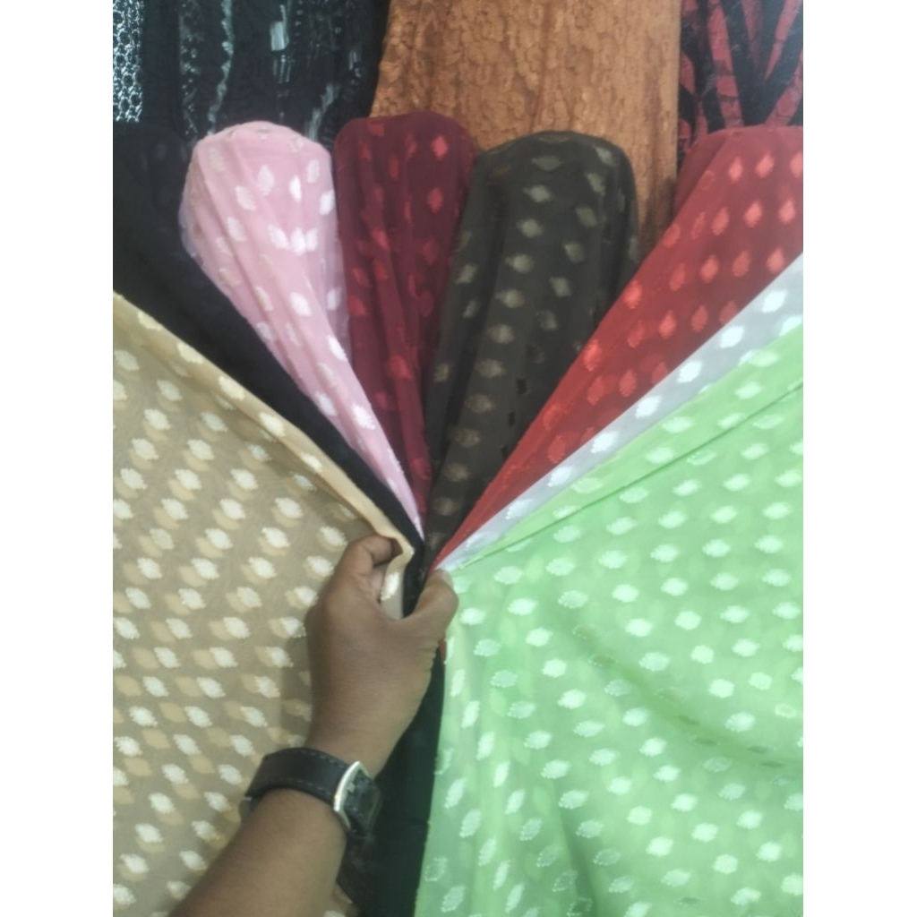 Bahan/Kain Sifon Motif Dot Lebar 1m