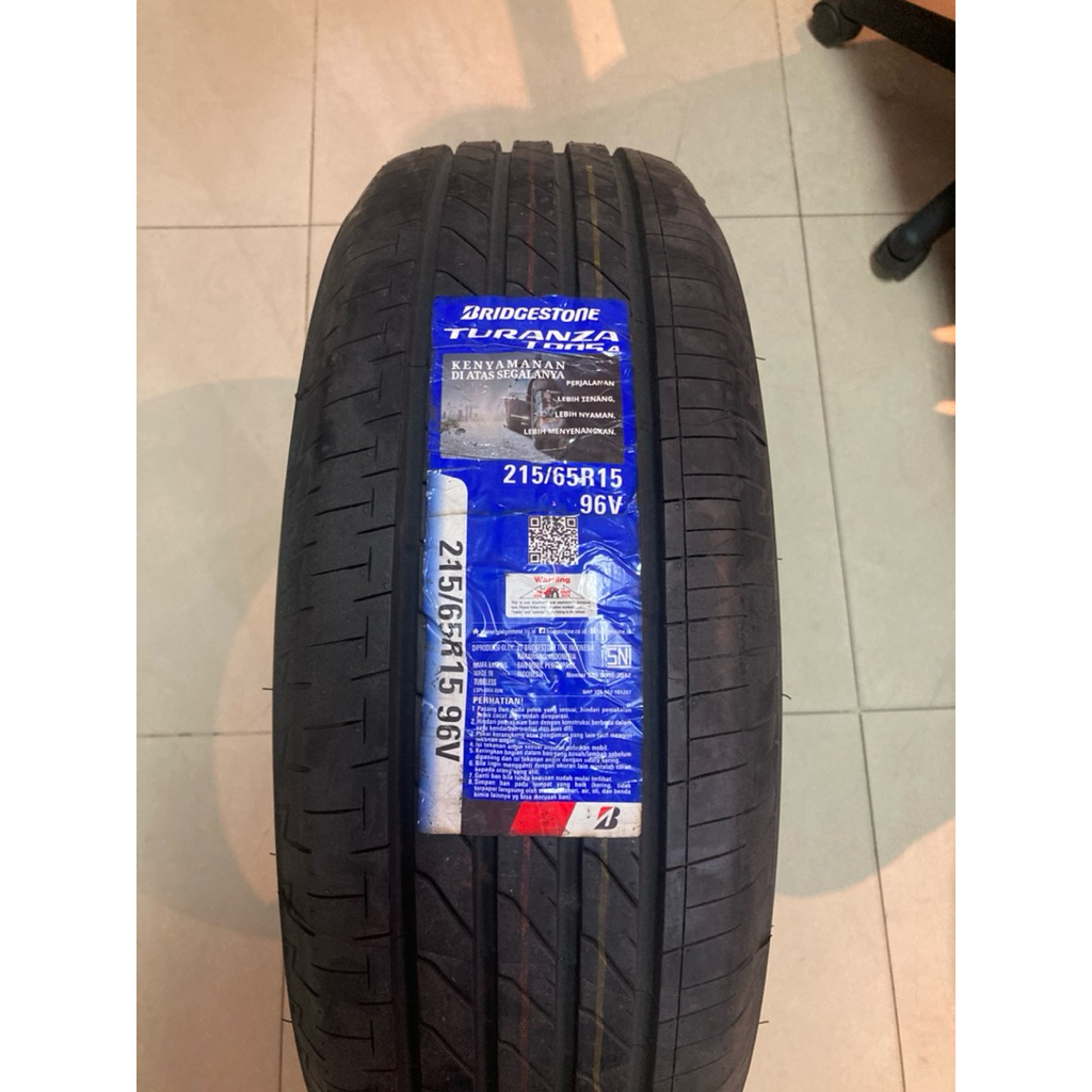 ban mobil bridgestone turanza T005 ukuran 215 65 R15