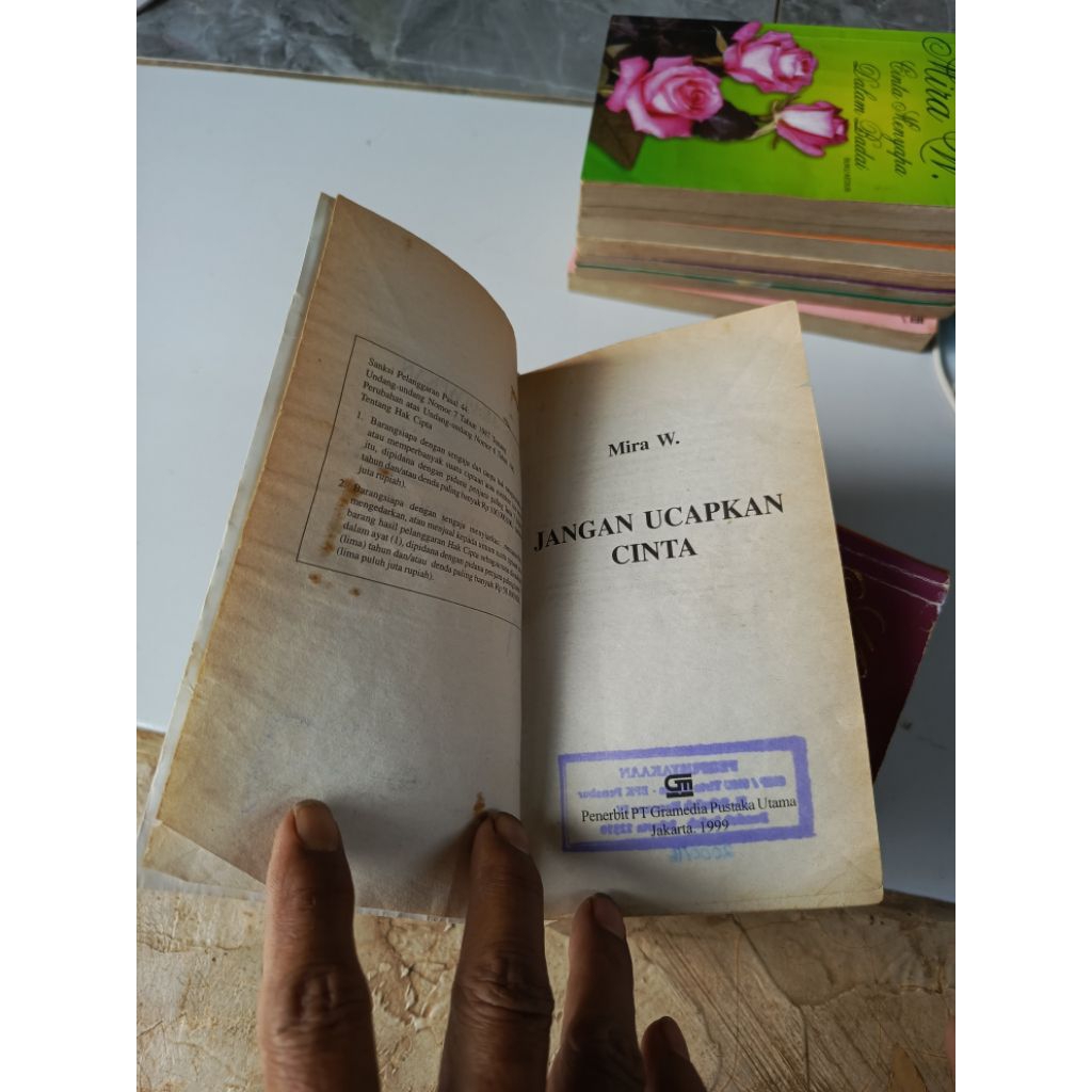 NOVEL ROMANSA KARYA Mira W.- C3 di GB2