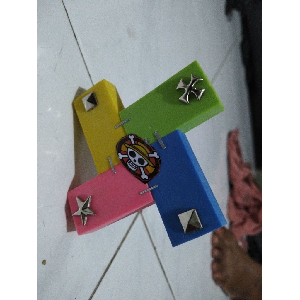 

PENGHAPUS SPINER PEMADAM VIRAL