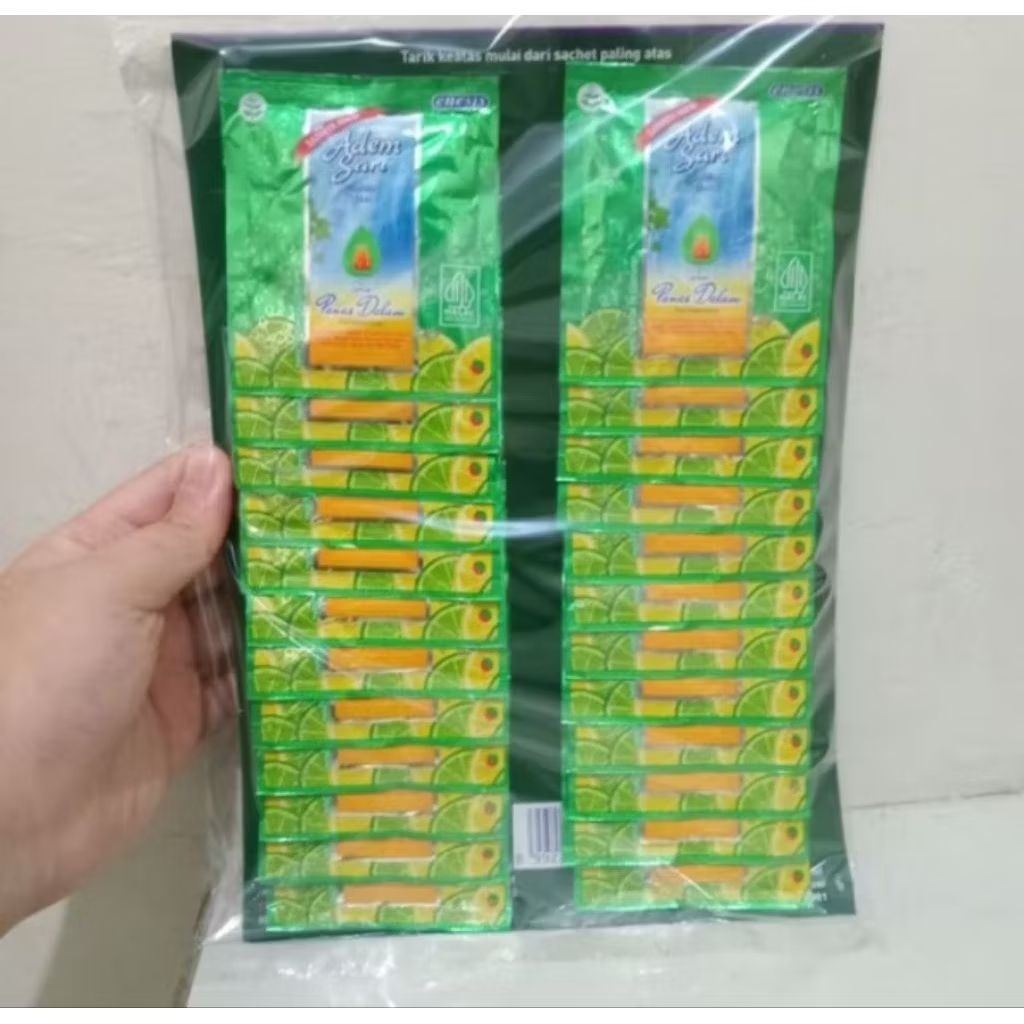 

Adem Sari serbuk 24 sachet x 7g / 12 sachet ×7g untuk panas dalam