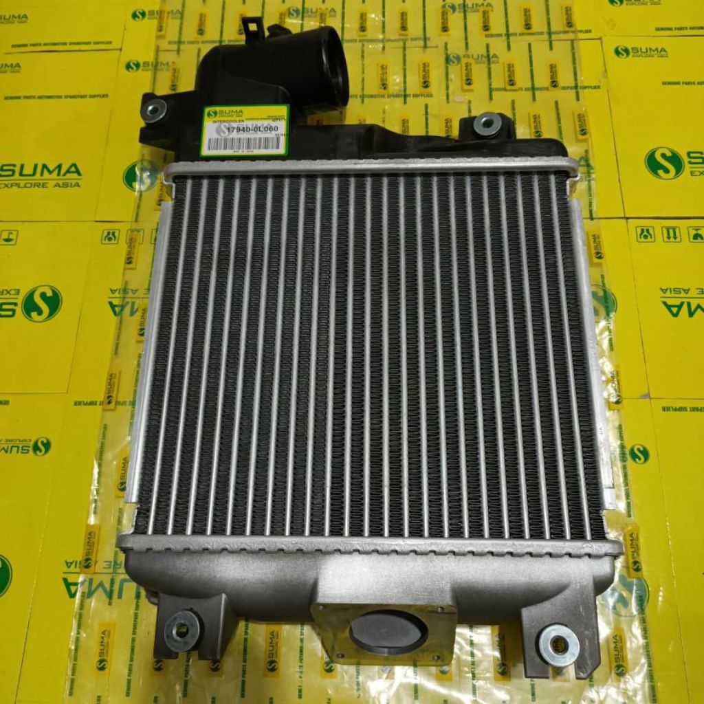 Intercooler Hilux Double Cabin 2.5 2KD