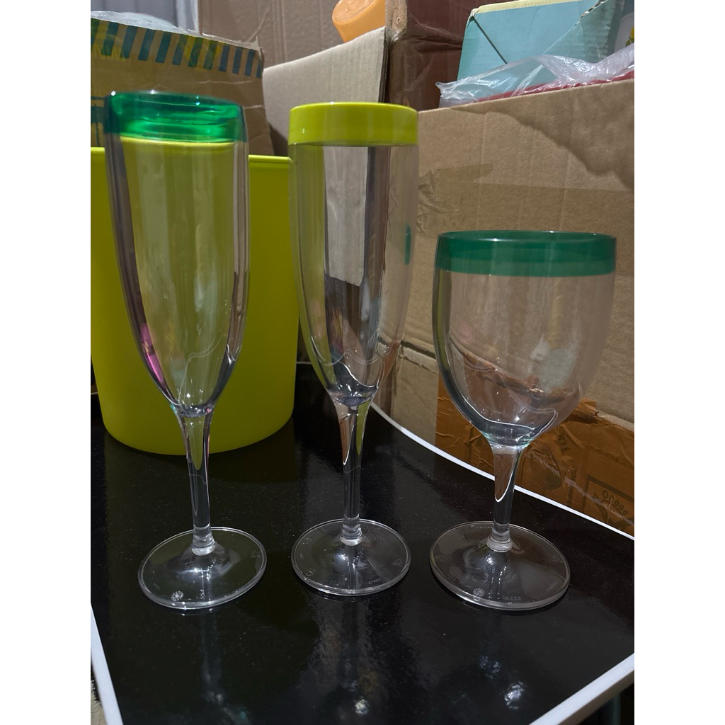 allegra glass tupperware