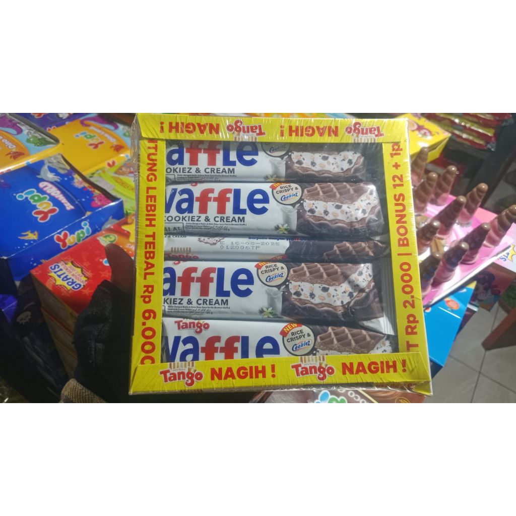 

Waffle Tango Cookies & Cream Isi 12 + Bonus 1