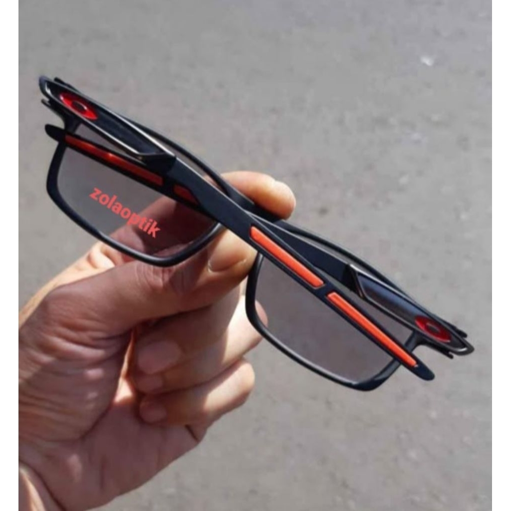 KACAMATA BACA FREM OAKLEY PROGRESIF BACA DAN JALAN PHOTOKROMIC