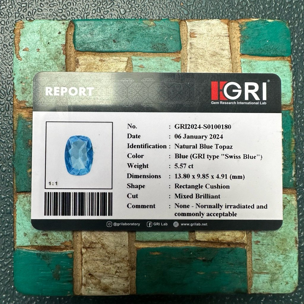 Natural Blue Topaz ( Swiss Blue Electric , GRI )